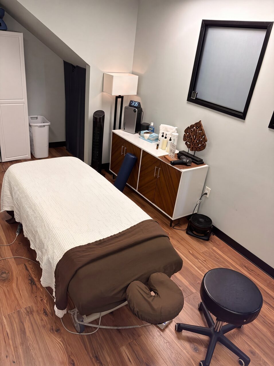 Alex, Licensed Massage Therapist in Troutdale