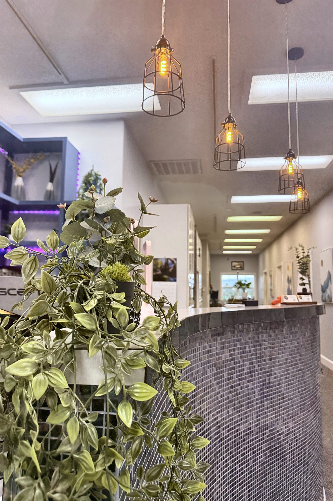 Reception entry at the Troutdale Auto Injury Chiropractic clinic
