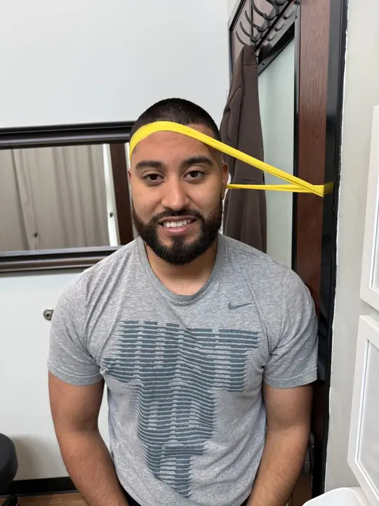 Band Neck Isometrics: Side push: setup