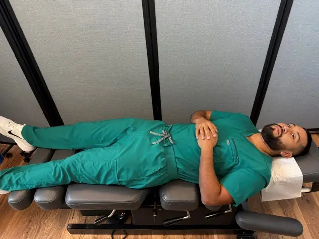Lying Piriformis Stretch: Starting position
